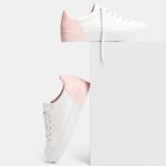 Lace-up sneakers with pink details