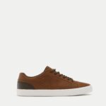 Urban brown sneakers